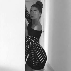 Meet your Posher, Cami